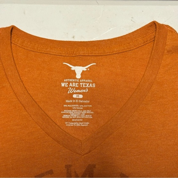 Authentic Apparel Hook 'Em Horns Tee - Picture 4 of 7